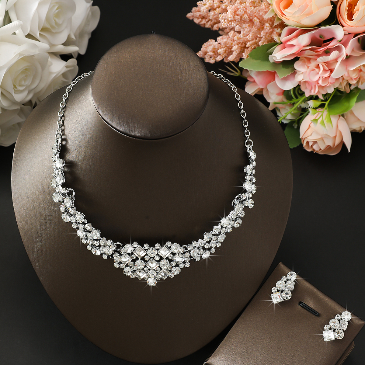 Photography Lighting For Jewelry - 3PC Light Luxury Diamond Inlaid Necklace